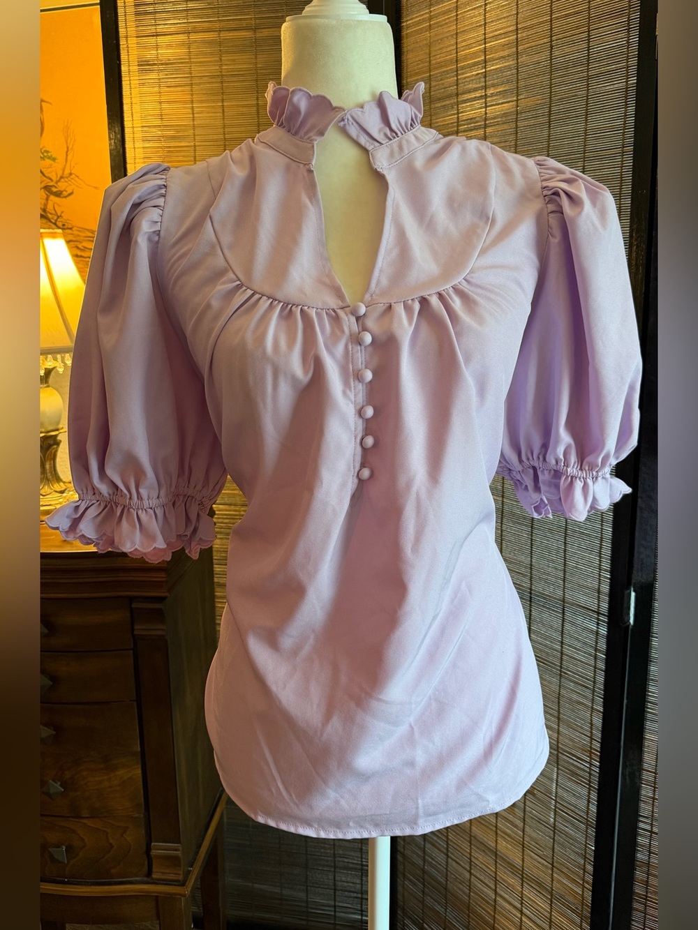Entro Size L Lavender Ruffle High Neck Puff Sleeve Blouse Button Front